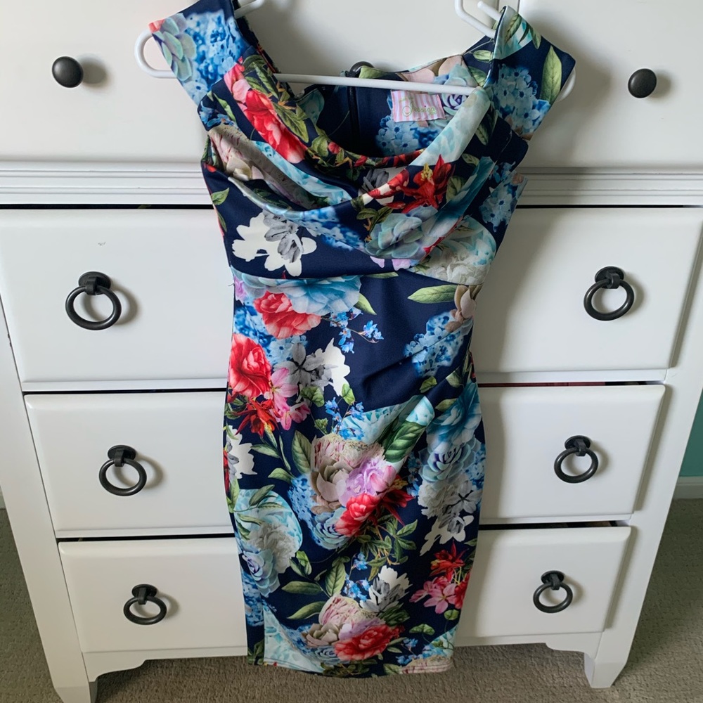 Size 8 dress by Jessica!